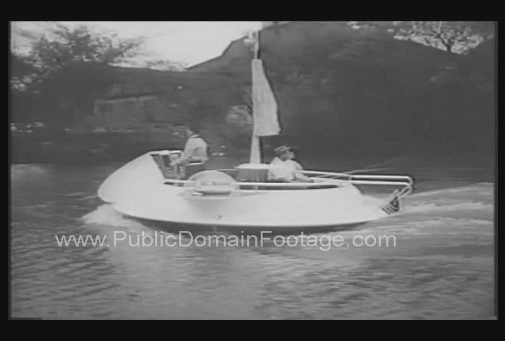 Floating Saucer Boat