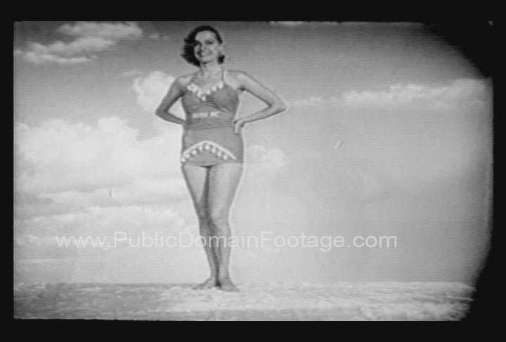 Kids at the Beach Kids with Mom