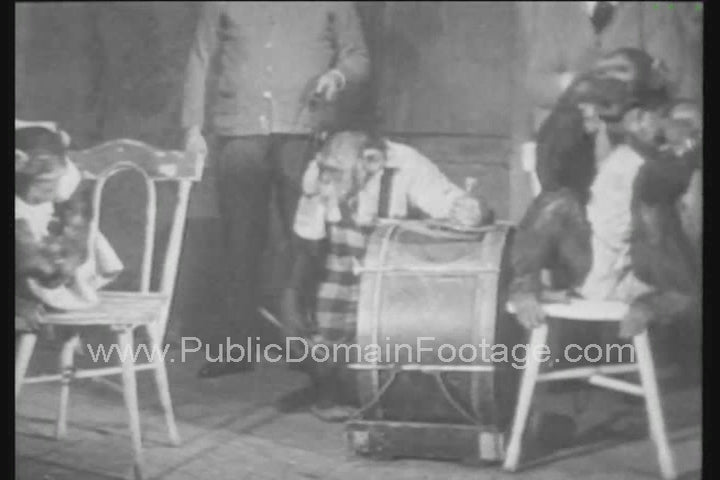 Jungle Jugglers Chimpanzee Band